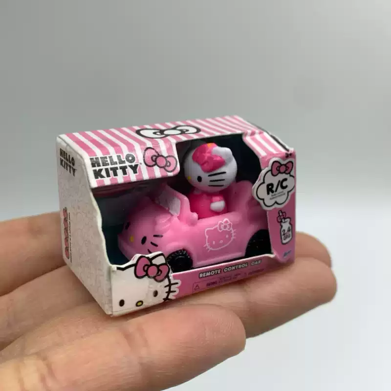 Cartoon Figurine Hello Kitty M - Drone Or Rc Car recension och pris
